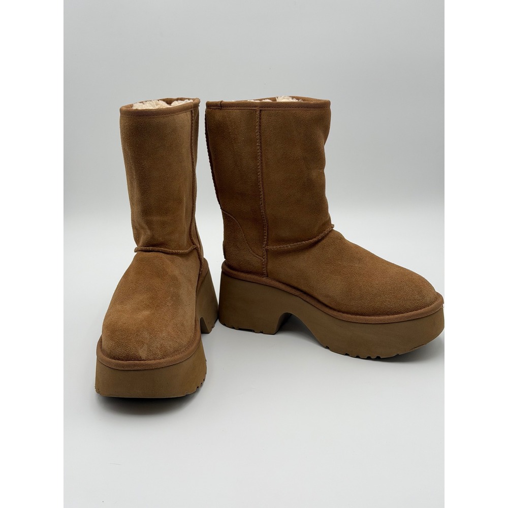 UGG Classic Short New Heights Womens 8 Chestnut Suede Shearling Platform Boots